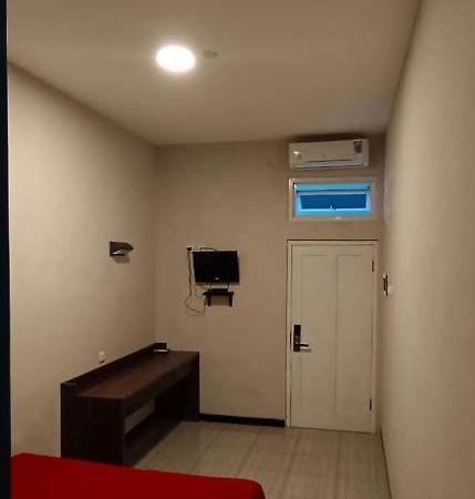 Bromo Family Guest House Kepanjen Zewnętrze zdjęcie